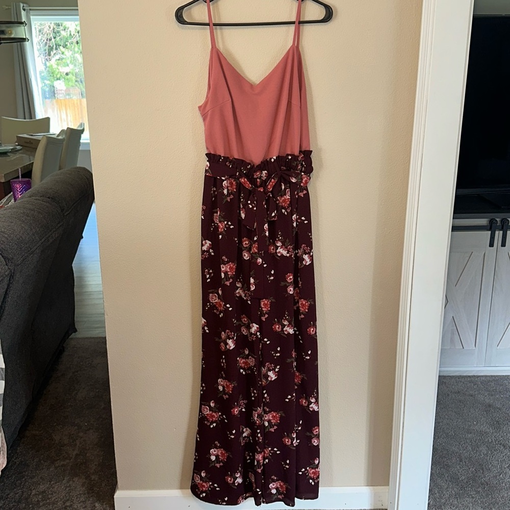 Women’s coral/floral jumpsuit size large